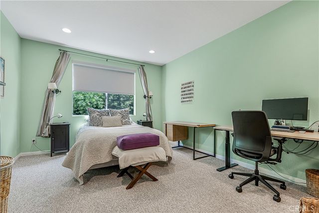 16940 Chatsworth Street 211, Granada Hills, CA 91344