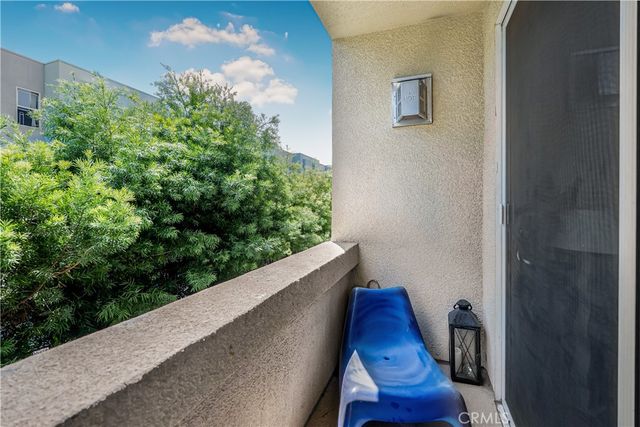 16940 Chatsworth Street 211, Granada Hills, CA 91344