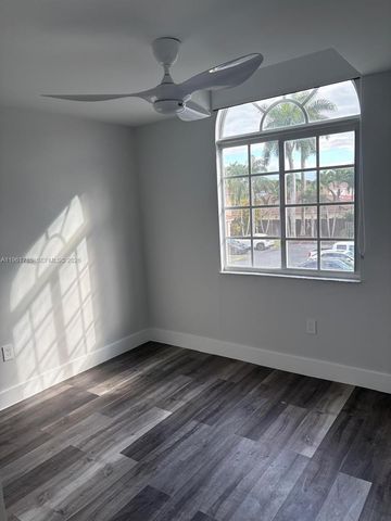 10225 NW 57th Ter 10225, Doral, FL 33178