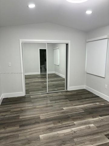 10225 NW 57th Ter 10225, Doral, FL 33178