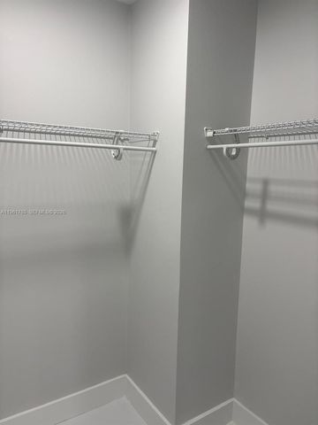 10225 NW 57th Ter 10225, Doral, FL 33178