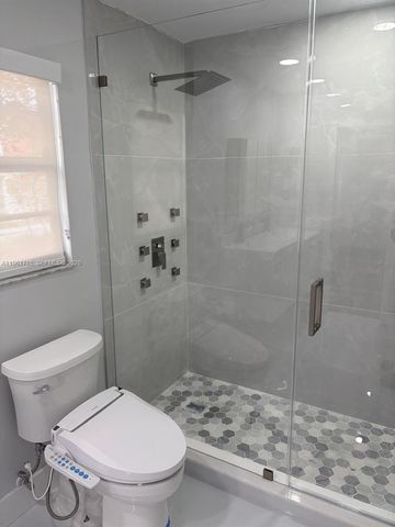 10225 NW 57th Ter 10225, Doral, FL 33178