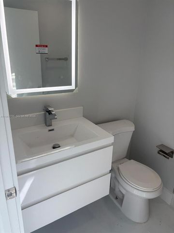 10225 NW 57th Ter 10225, Doral, FL 33178