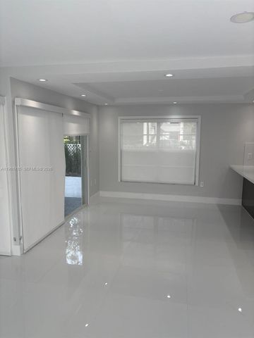 10225 NW 57th Ter 10225, Doral, FL 33178