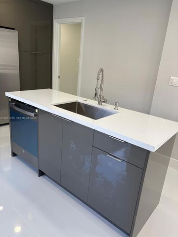 10225 NW 57th Ter 10225, Doral, FL 33178