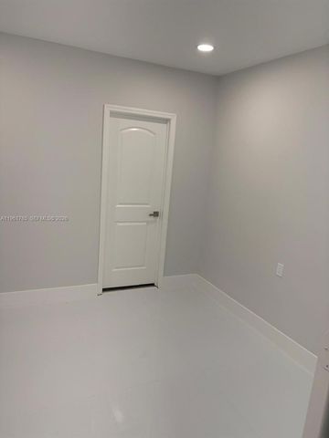 10225 NW 57th Ter 10225, Doral, FL 33178