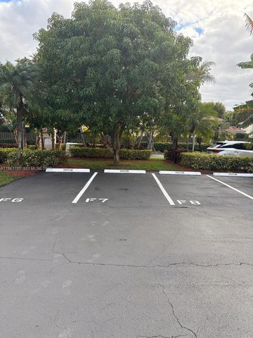 10225 NW 57th Ter 10225, Doral, FL 33178