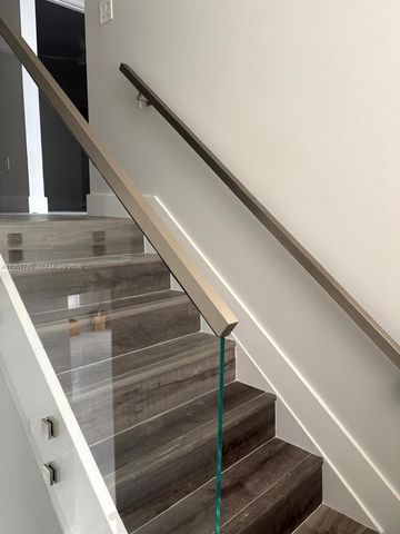 10225 NW 57th Ter 10225, Doral, FL 33178