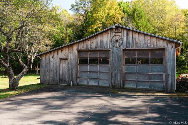 6652 State Route 42, Woodbourne, NY 12788