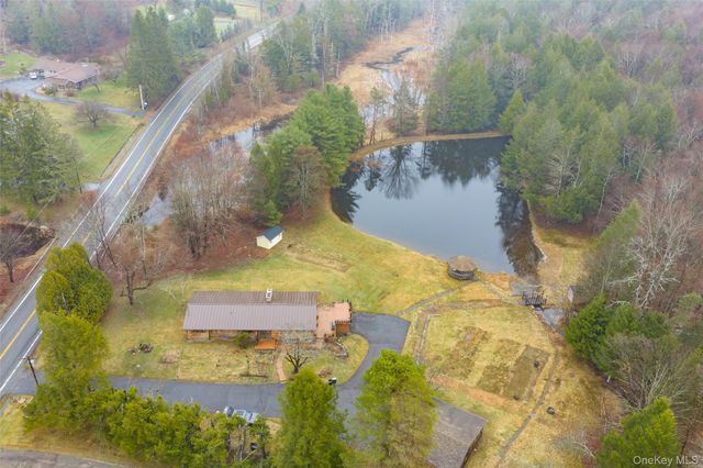 6652 State Route 42, Woodbourne, NY 12788
