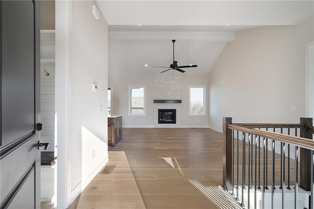 8996 Shady Bend Road, Lenexa, KS 66227