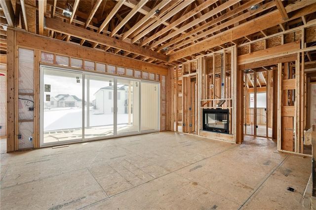 8996 Shady Bend Road, Lenexa, KS 66227