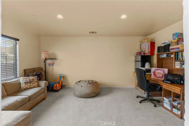 2055 N Colony, San Bernardino, CA 92407
