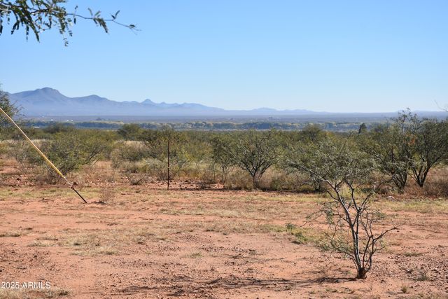 8680 E Mustang Trail, Hereford, AZ 85615