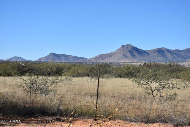 8680 E Mustang Trail, Hereford, AZ 85615