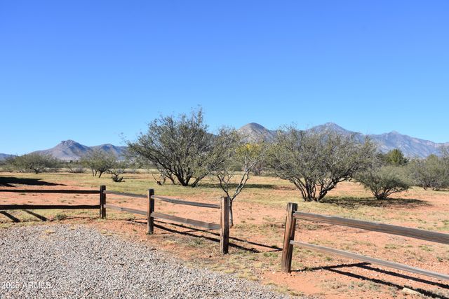 8680 E Mustang Trail, Hereford, AZ 85615