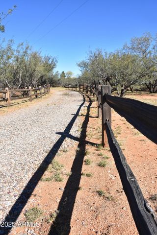 8680 E Mustang Trail, Hereford, AZ 85615