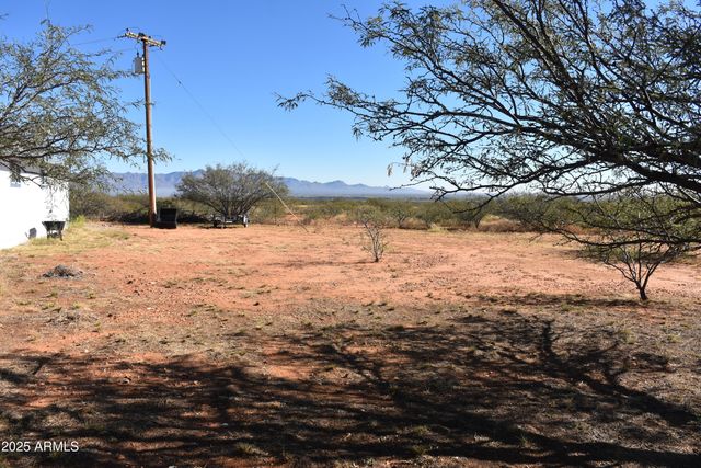 8680 E Mustang Trail, Hereford, AZ 85615