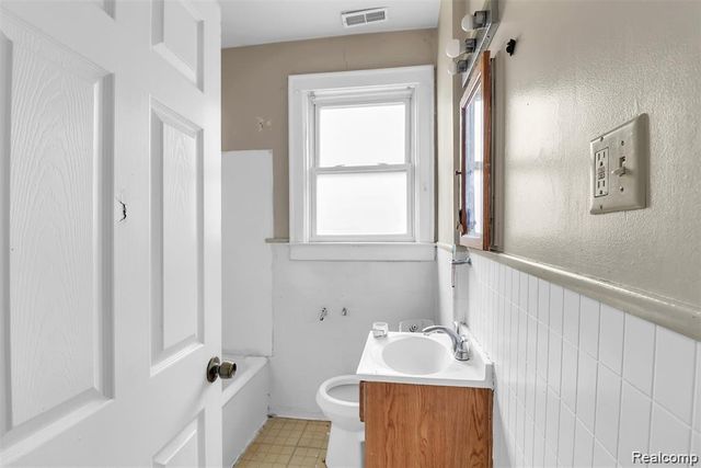 4025 Clements Street, Detroit, MI 48238