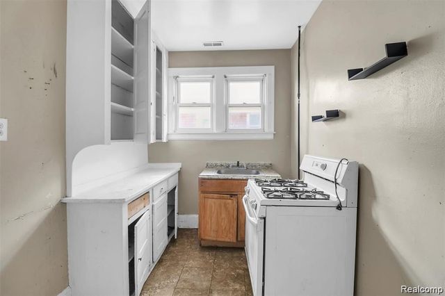 4025 Clements Street, Detroit, MI 48238