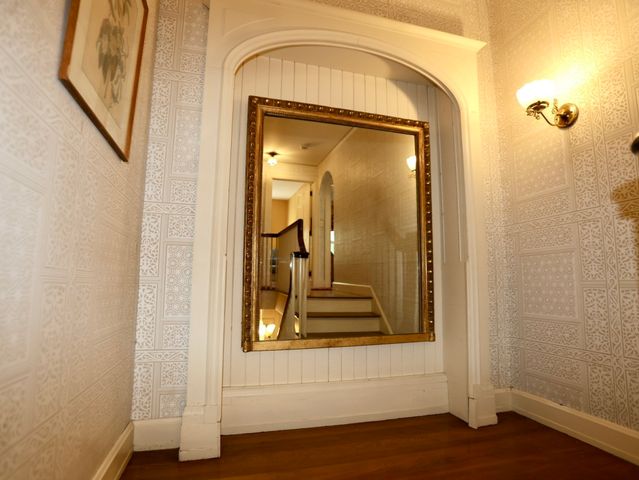 112 Russell St, Worcester, MA 01609
