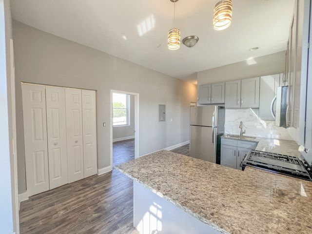 1856 S Avers Avenue, Chicago, IL 60623