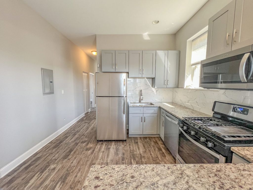 1856 S Avers Avenue, Chicago, IL 60623 — photo 2