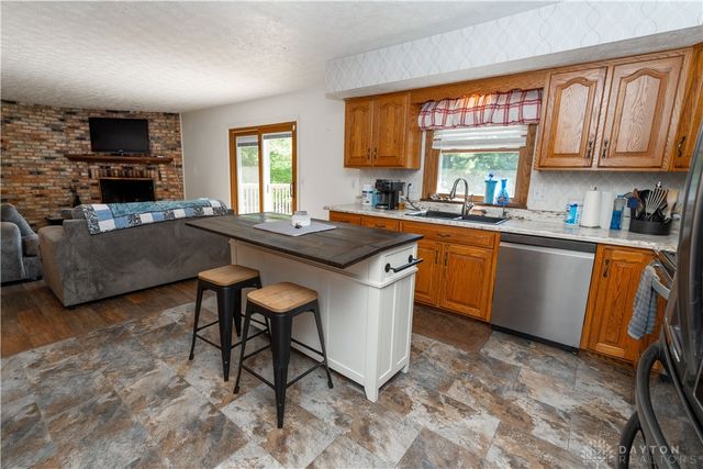 6126 Knollwood Drive, German Twp, OH 45502