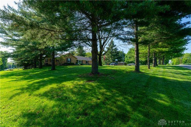 6126 Knollwood Drive, German Twp, OH 45502