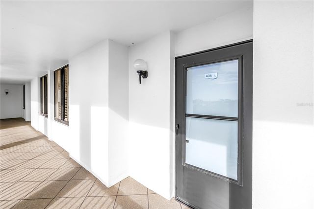 9495 BLIND PASS ROAD 406, St Pete Beach, FL 33706