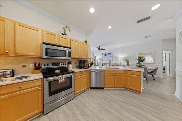 16805 LAZY BREEZE LOOP, Clermont, FL 34714