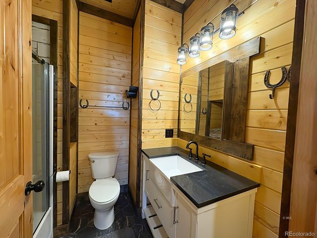 640 County Road 356, Westcliffe, CO 81252