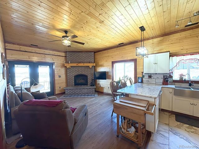 640 County Road 356, Westcliffe, CO 81252