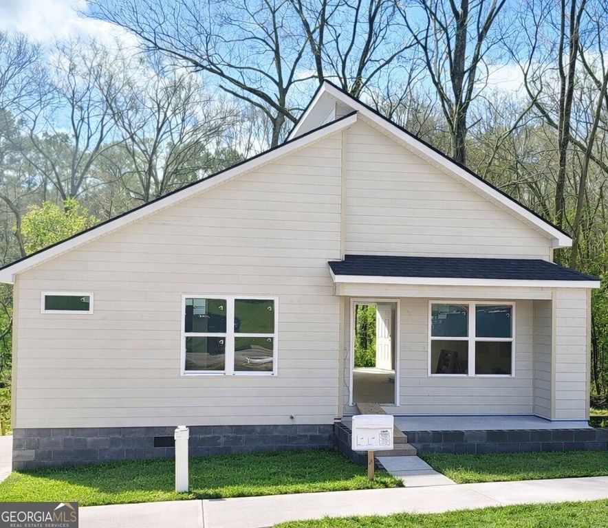 797 Hunnicutt Avenue, Lagrange, GA 30240