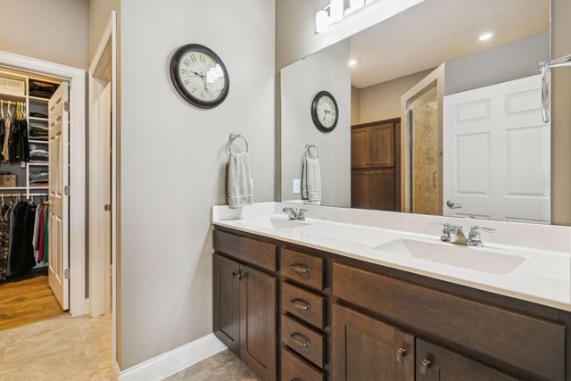 16536 Diamonte Path, Lakeville, MN 55044