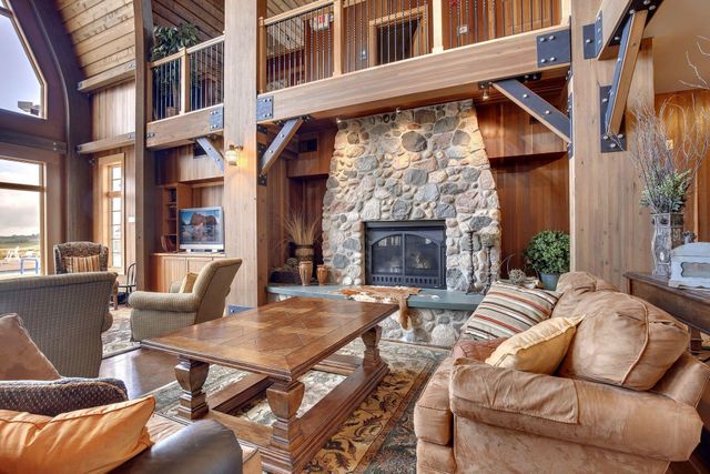 16536 Diamonte Path, Lakeville, MN 55044