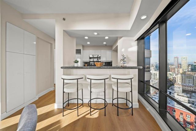 100 Harbor Dr 2405, San Diego, CA 92101