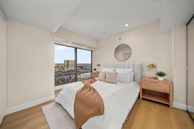 100 Harbor Dr 2405, San Diego, CA 92101