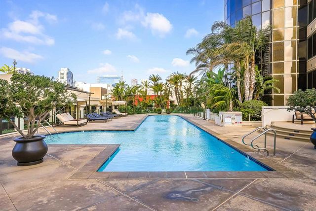 100 Harbor Dr 2405, San Diego, CA 92101