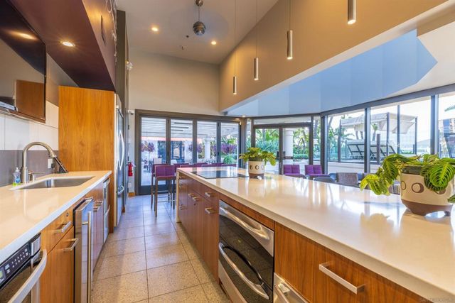 100 Harbor Dr 2405, San Diego, CA 92101