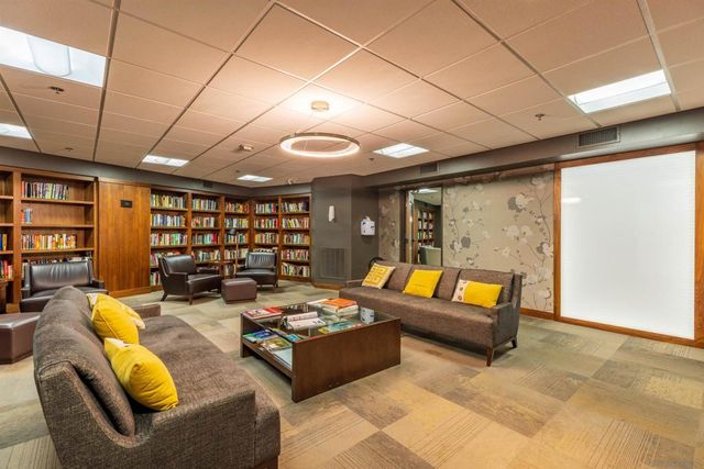 100 Harbor Dr 2405, San Diego, CA 92101