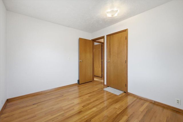 85 WENWOOD Circle, Council Bluffs, IA 51503