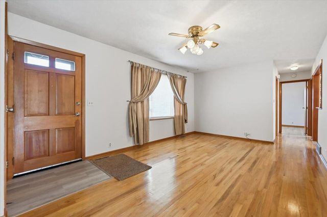 85 WENWOOD Circle, Council Bluffs, IA 51503