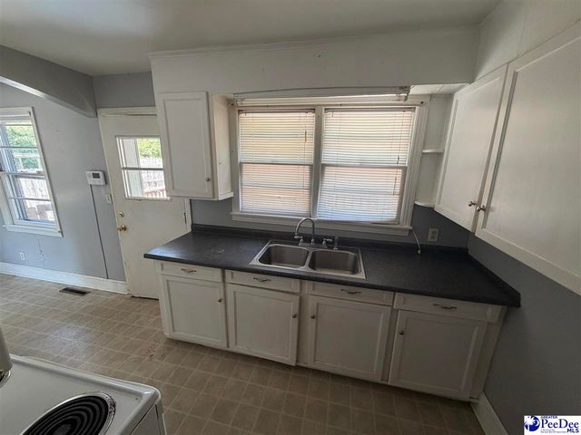 504 W Mullins Street, Marion, SC 29571
