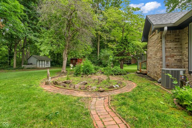 6992 Forest Ridge Court, Plainfield, IN 46168