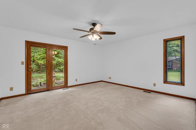 6992 Forest Ridge Court, Plainfield, IN 46168