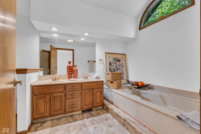 6992 Forest Ridge Court, Plainfield, IN 46168