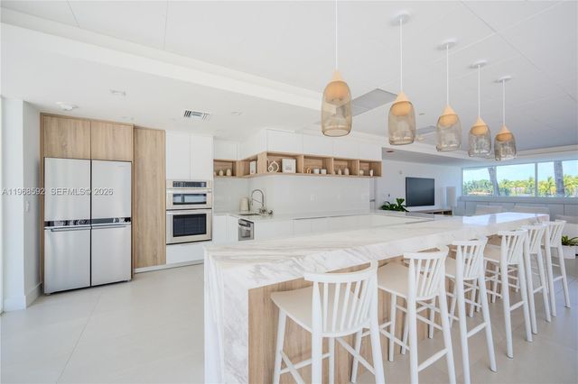 5900 Collins Ave 1401, Miami Beach, FL 33140