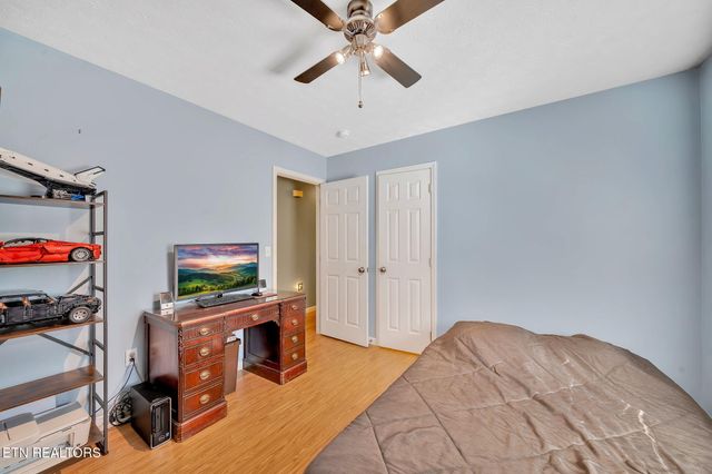 320 Muscadine Court, Sevierville, TN 37876