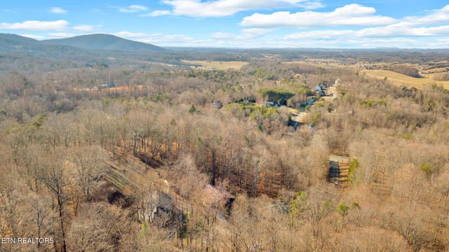 320 Muscadine Court, Sevierville, TN 37876
